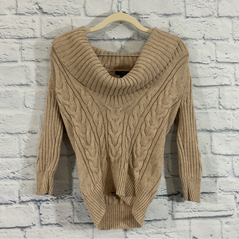 Gap Women’s Cropped Cable Knit Cowl-neck Sweater